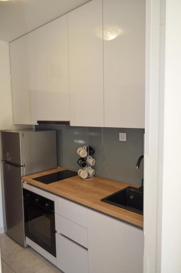 Mihaela Studio Apartmans 150M Near The Beach Kaštela 외부 사진