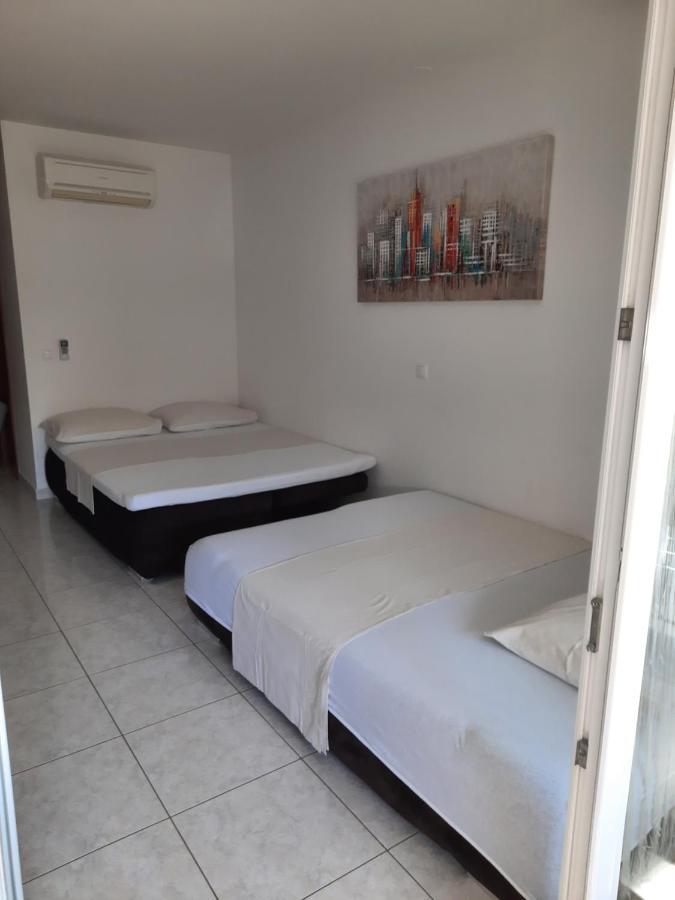 Mihaela Studio Apartmans 150M Near The Beach Kaštela 외부 사진