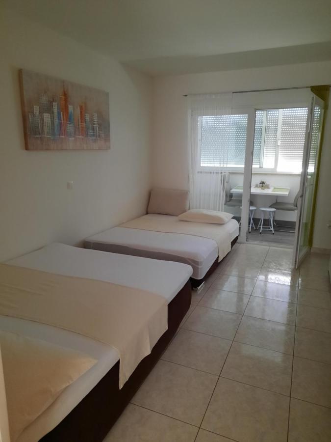 Mihaela Studio Apartmans 150M Near The Beach Kaštela 외부 사진