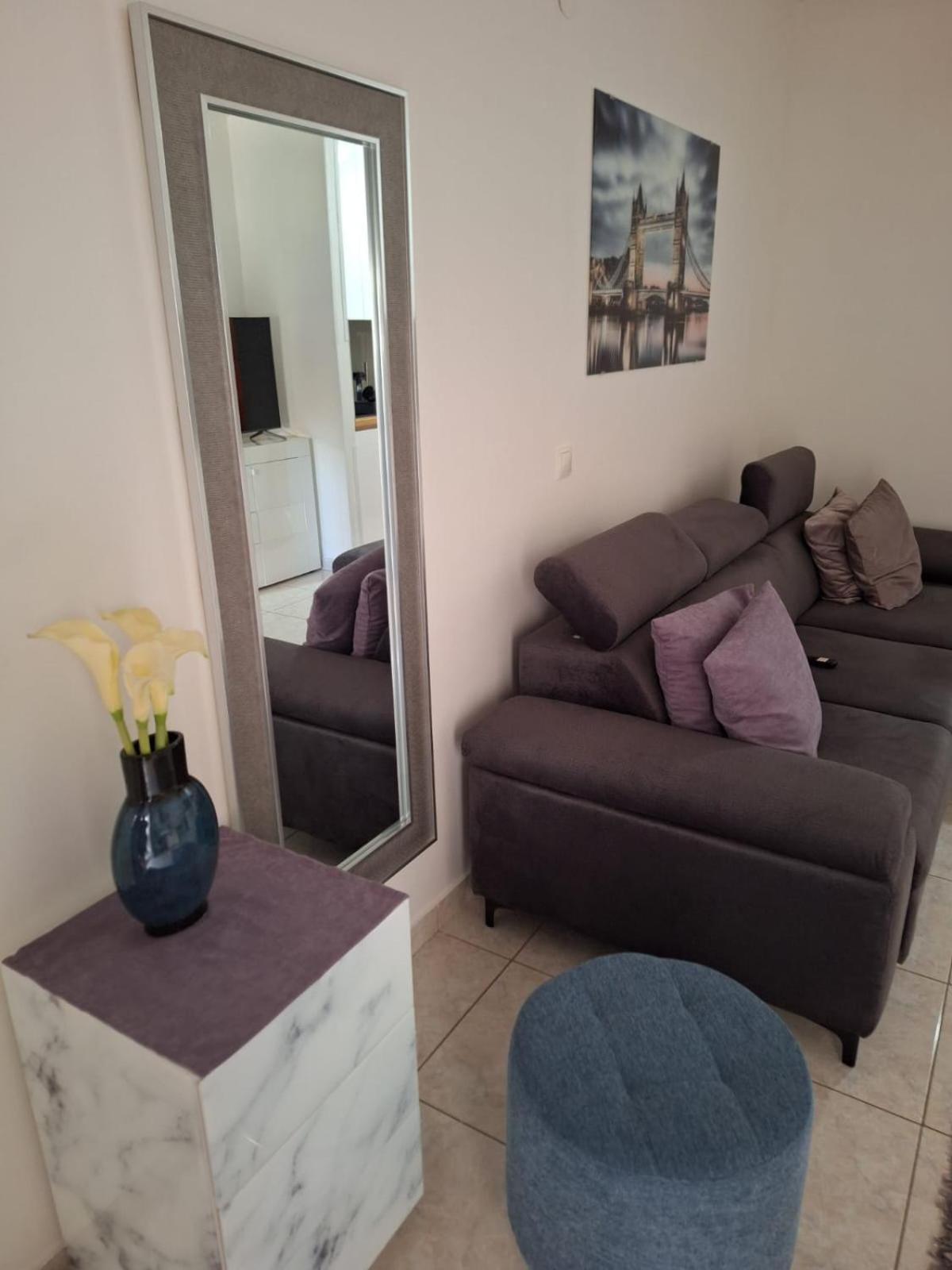 Mihaela Studio Apartmans 150M Near The Beach Kaštela 외부 사진